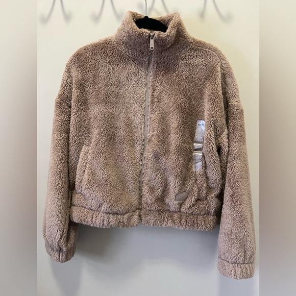 Calvin Klein Jeans Jackets & Blazers - NWT  Calvin Klein Womens Faux Fur Teddy Jacket Size XS  Brown